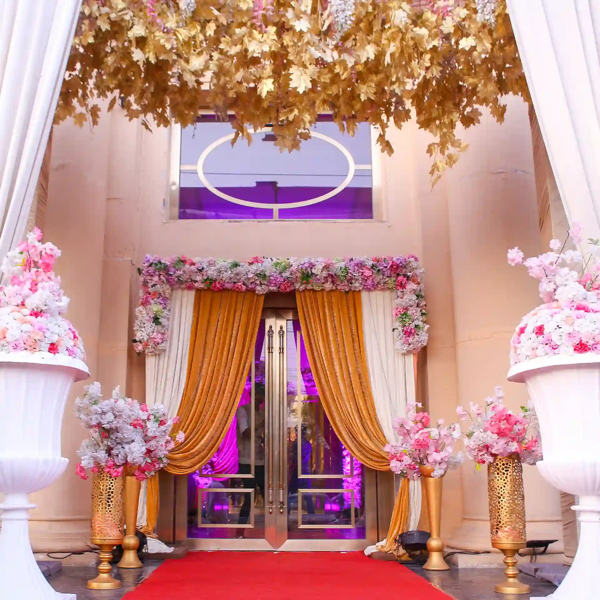 Gate Decor